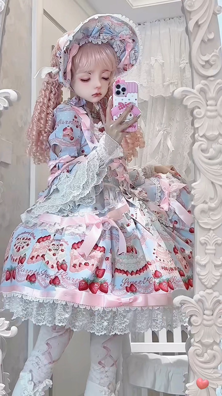 Doll感满满的草莓甜品师真的很难拒绝！