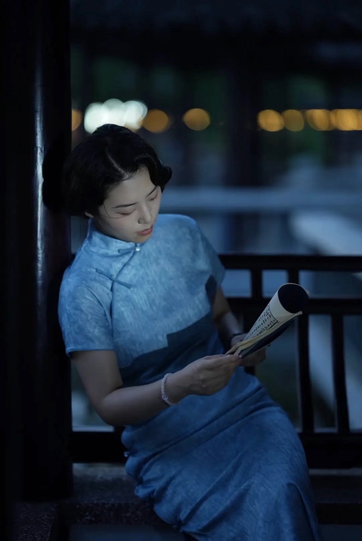 血脉觉醒📖🌙吹灭读书灯  一身都是月