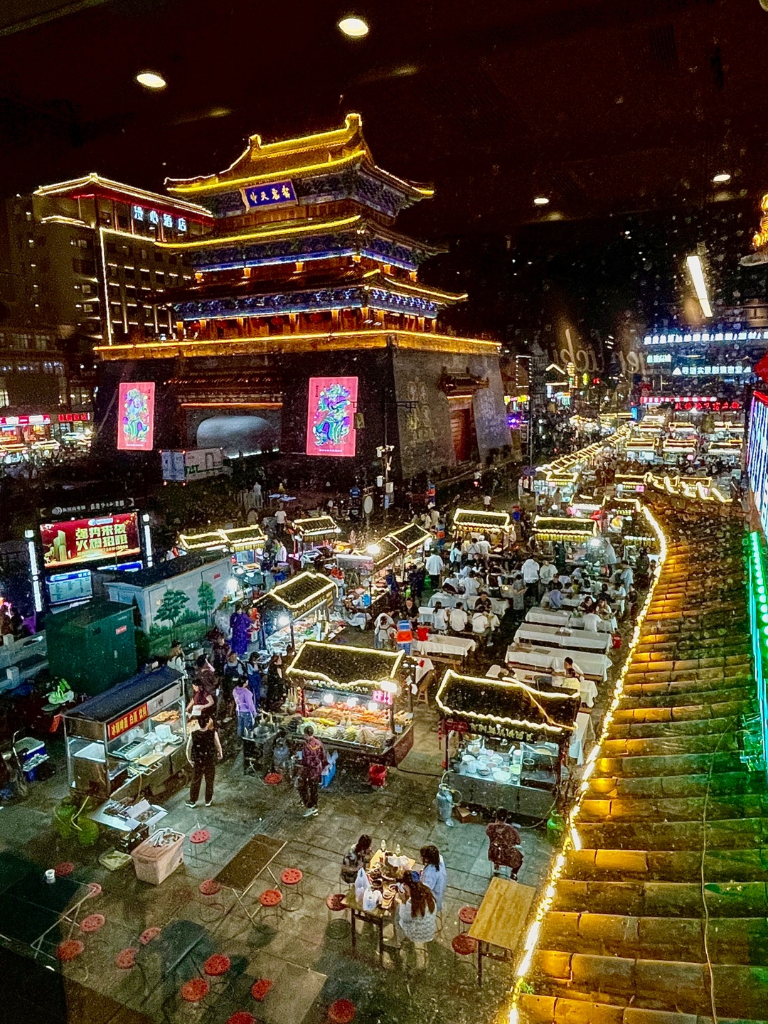 🍜开封晚上这么好玩？！本地人带路攻略来啦！！
