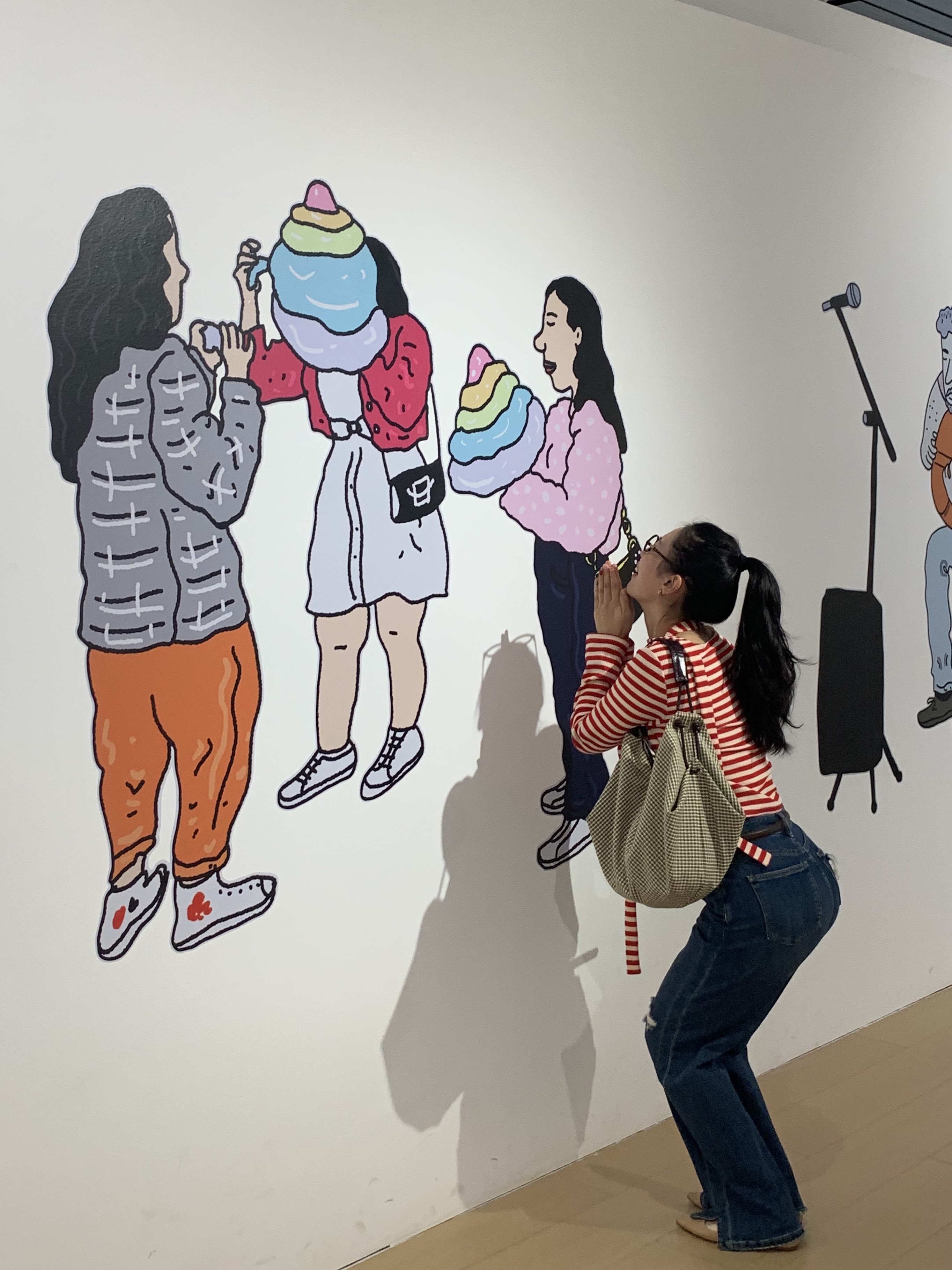 「人群里有房间」👩🎨穿喜欢的美衣，过快乐的假期