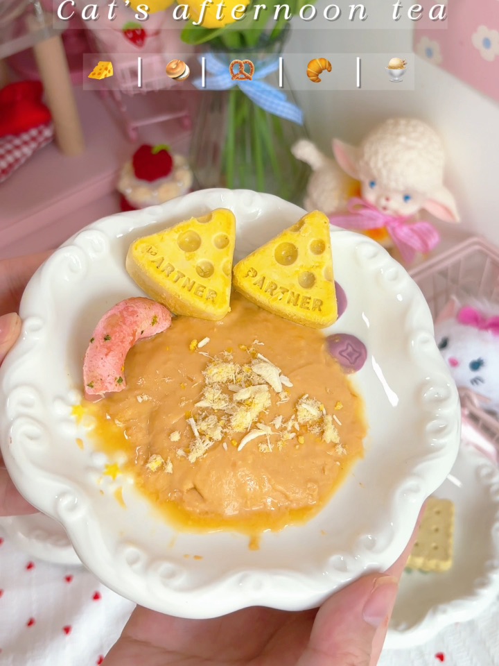 🍨当小时候过家家酒那批小孩养猫后～