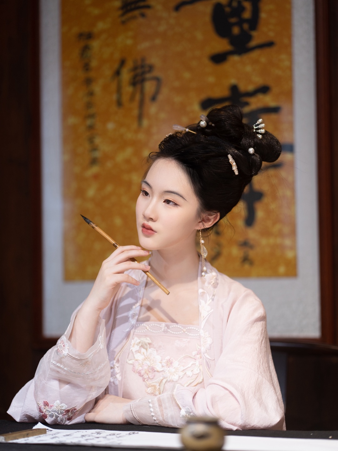 盼儿执扇，梦里风华