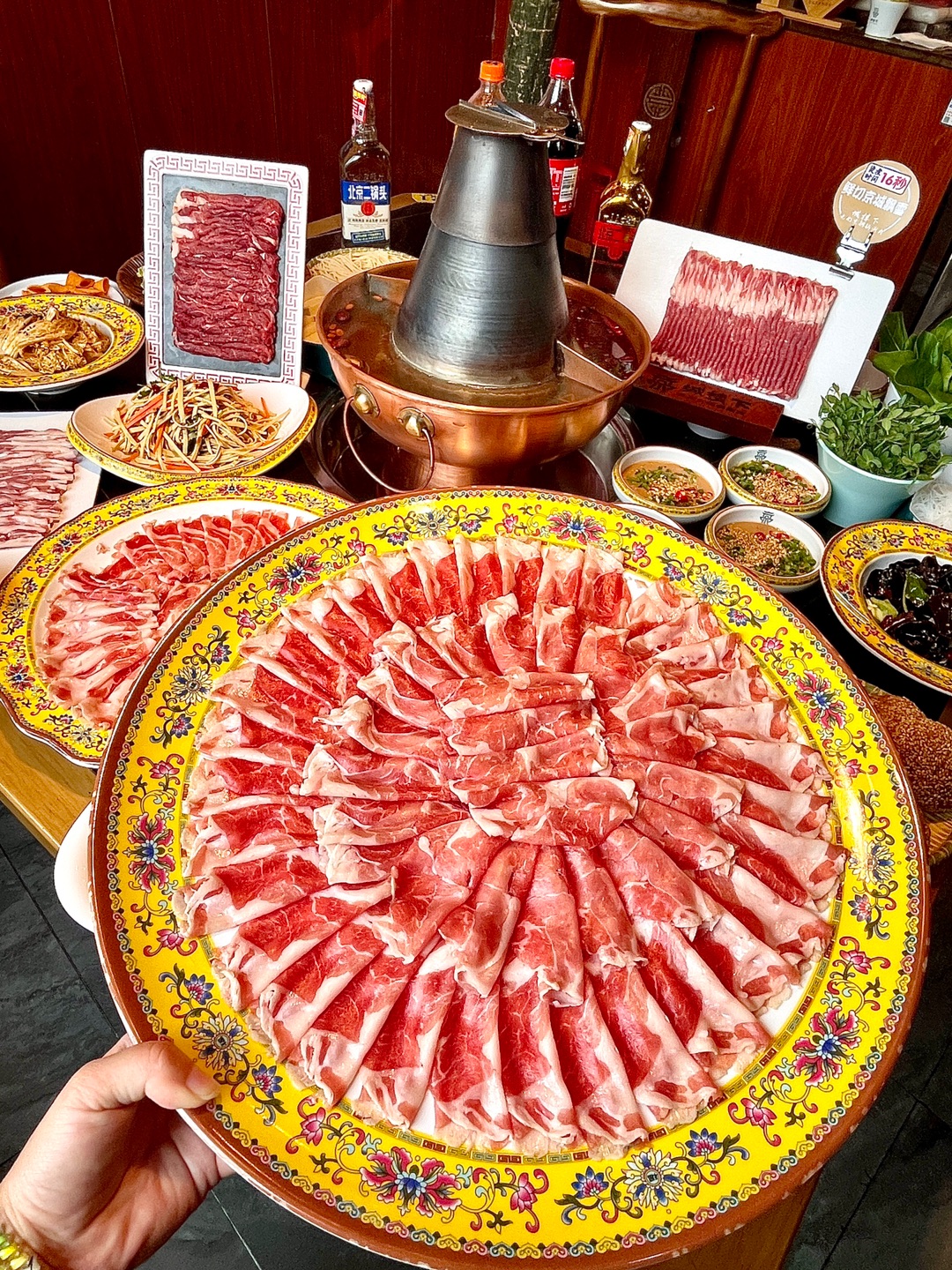 来房山只干一件事！铜锅涮肉+鲜切大盘羊肉🔥
