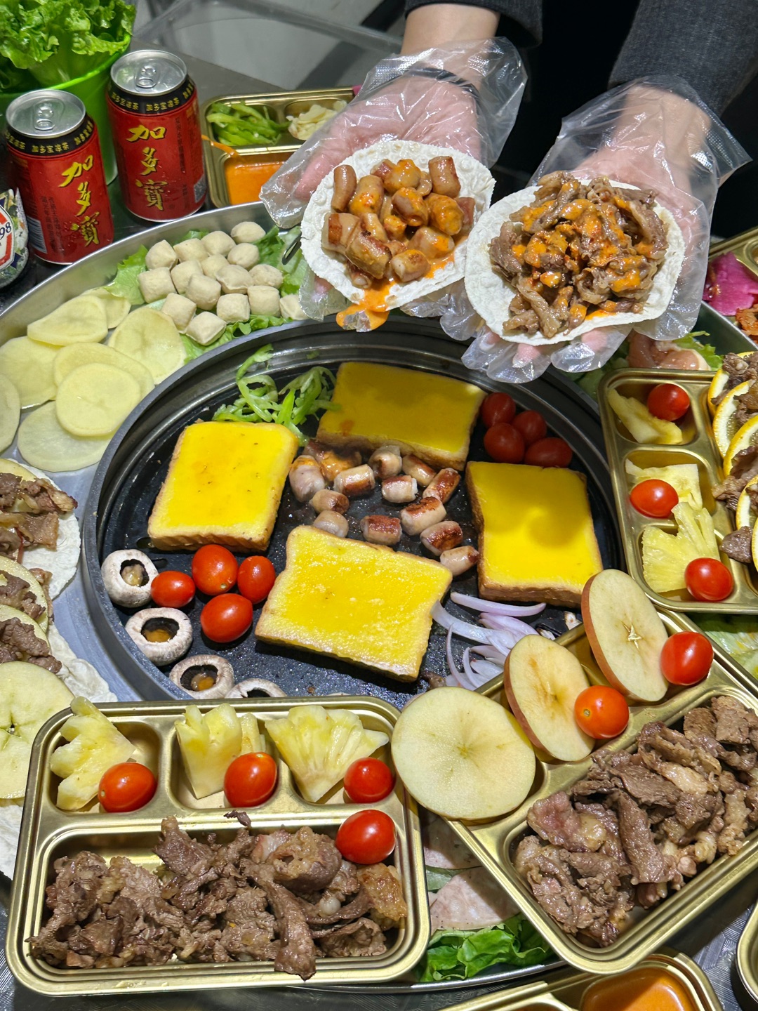 在赤坎新开的。。。。我的快乐穷鬼烤肉小食堂！