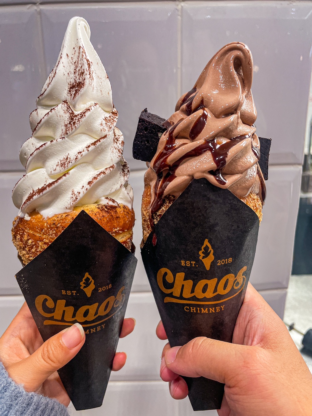 北京的!路过西单一定要带上一个🍦好大一个