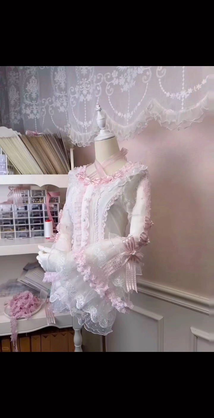 感觉爱你的心官配衬衫或许搭配樱花树下的告白会很可以诶