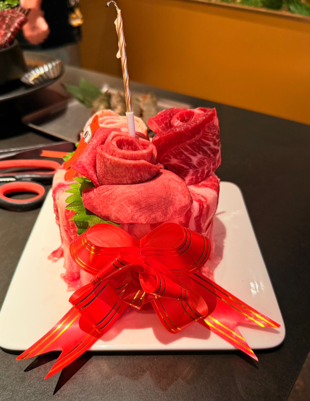 厚贞🥩生日竟然会送肉肉蛋糕！！😋