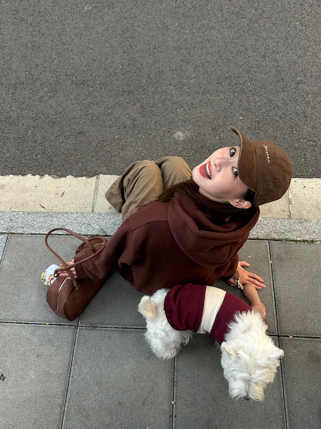 和小狗漫步在上海的深秋🍂