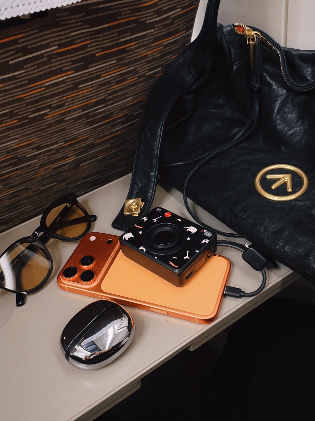 高铁出行本命，这耳机直接焊在耳朵上🎧