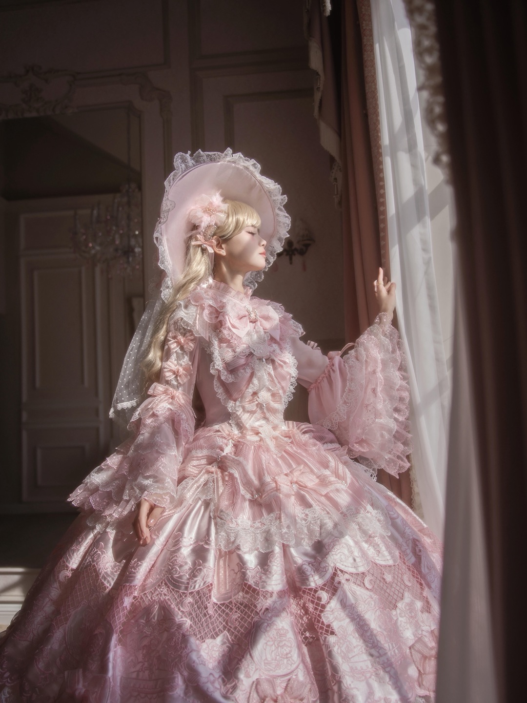 光影闪烁之间充满浪漫主义色彩，银河下的约定真的好美