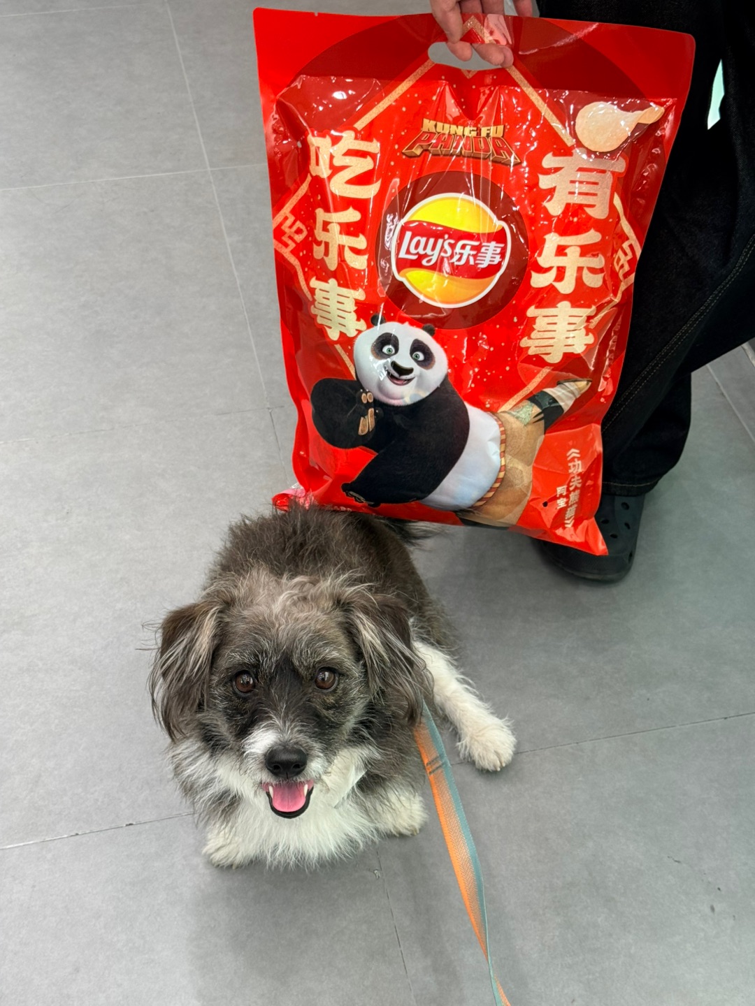 睡醒起床去商场玩啦