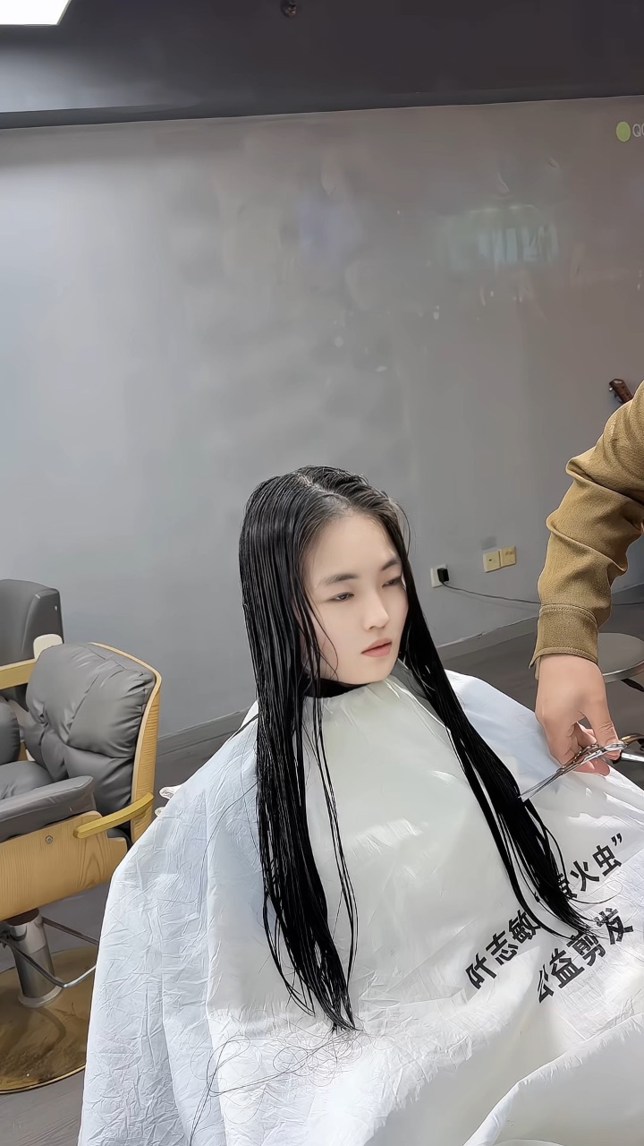 沉浸式剪发