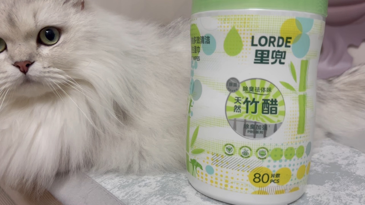 福福以为是吃的