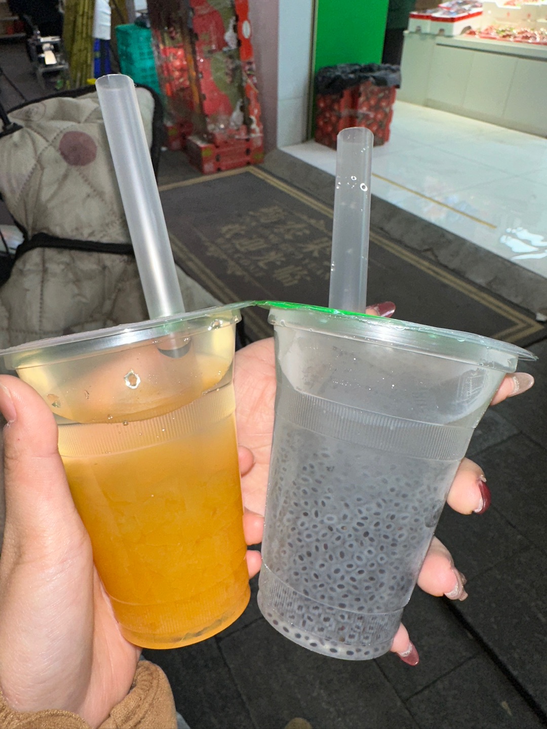 聚福堂凉茶（百园总店）每次来赤坎都会来一杯茯苓膏 茯苓膏💰3  茯苓膏➕薄荷水 Q弹有嚼劲 好好喝 兰香子 口感很独特 一口下去好凉爽  - 🏠：聚福堂凉茶（百园总店） 🈺：10:00-22:00 📍：赤坎区东园路百姓综合楼一楼之一A号商铺