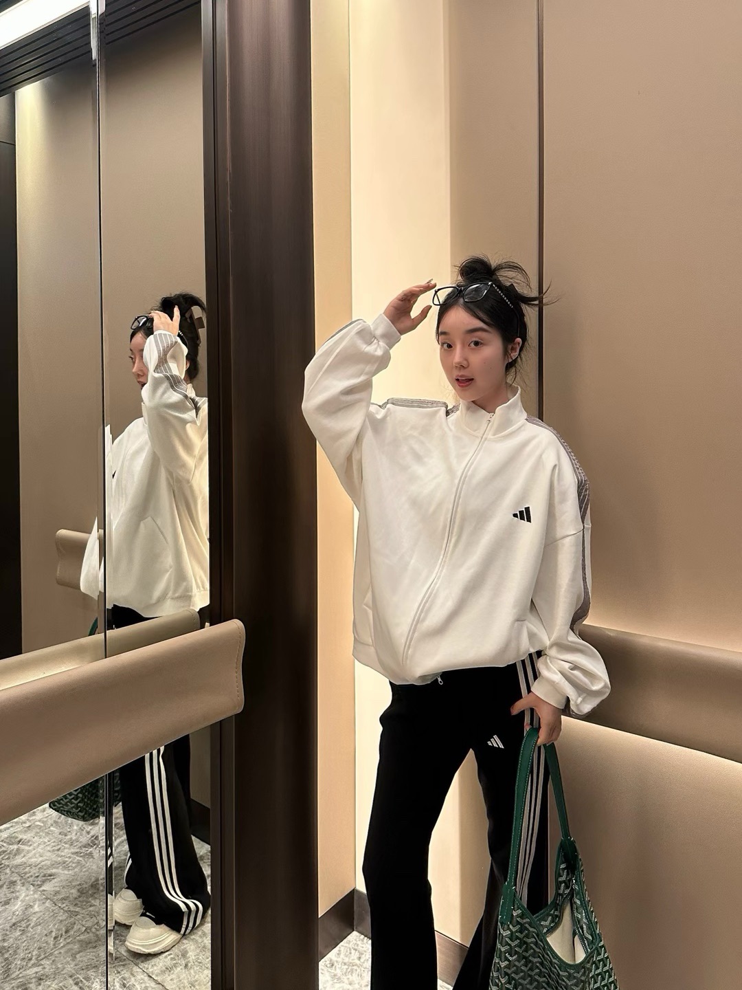 我爱你的意思是除了你我不爱任何人