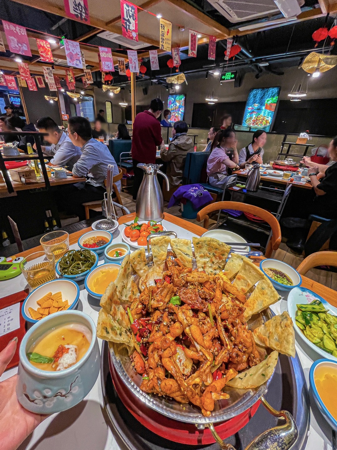 三里河赏花男朋友带了的，听说是蕞好吃牛蛙🐸