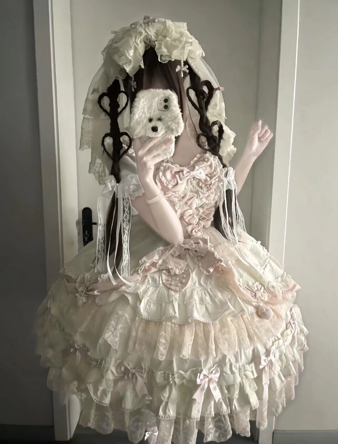 就是这个白粉配色的lo裙！我宣布粉色是幸福的颜色