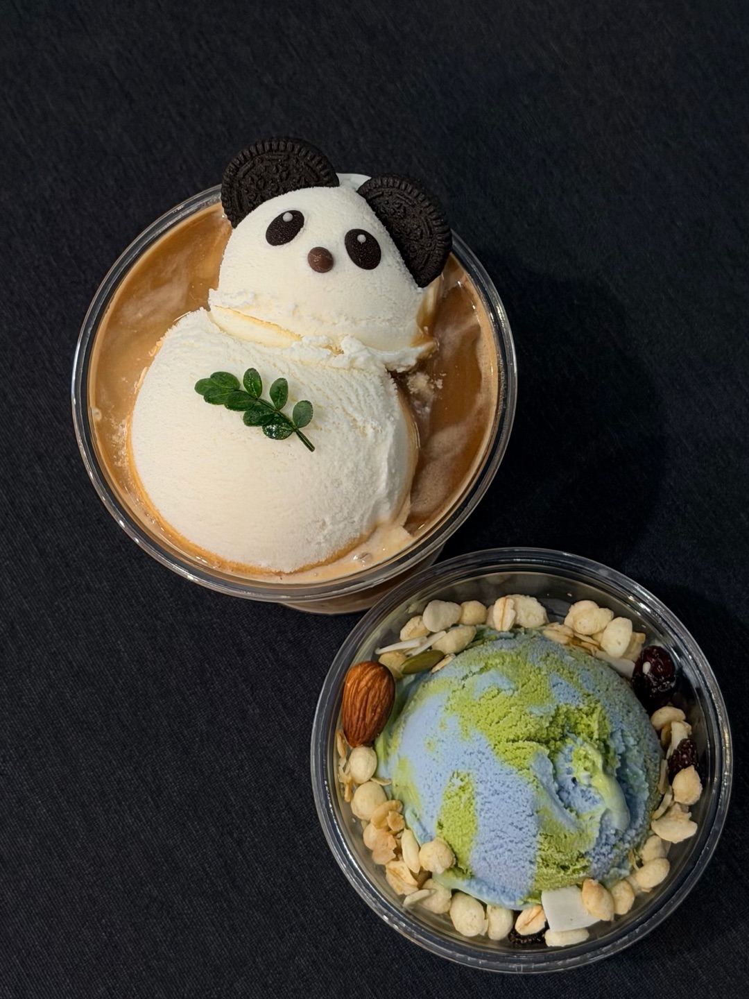 离开成都前！都去宽窄喝熊猫咖啡！