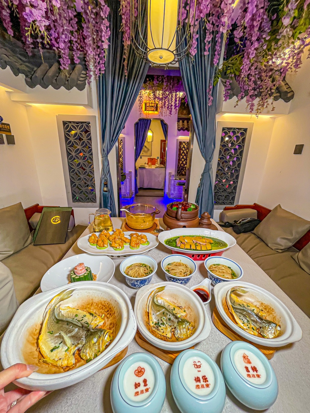 男朋友带我来的，说是北京蕞适合约会的地方