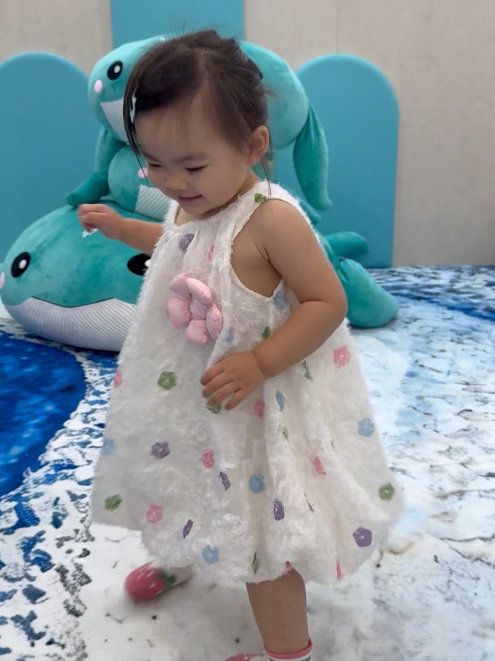 分享一下小盆友的快乐👧🏻