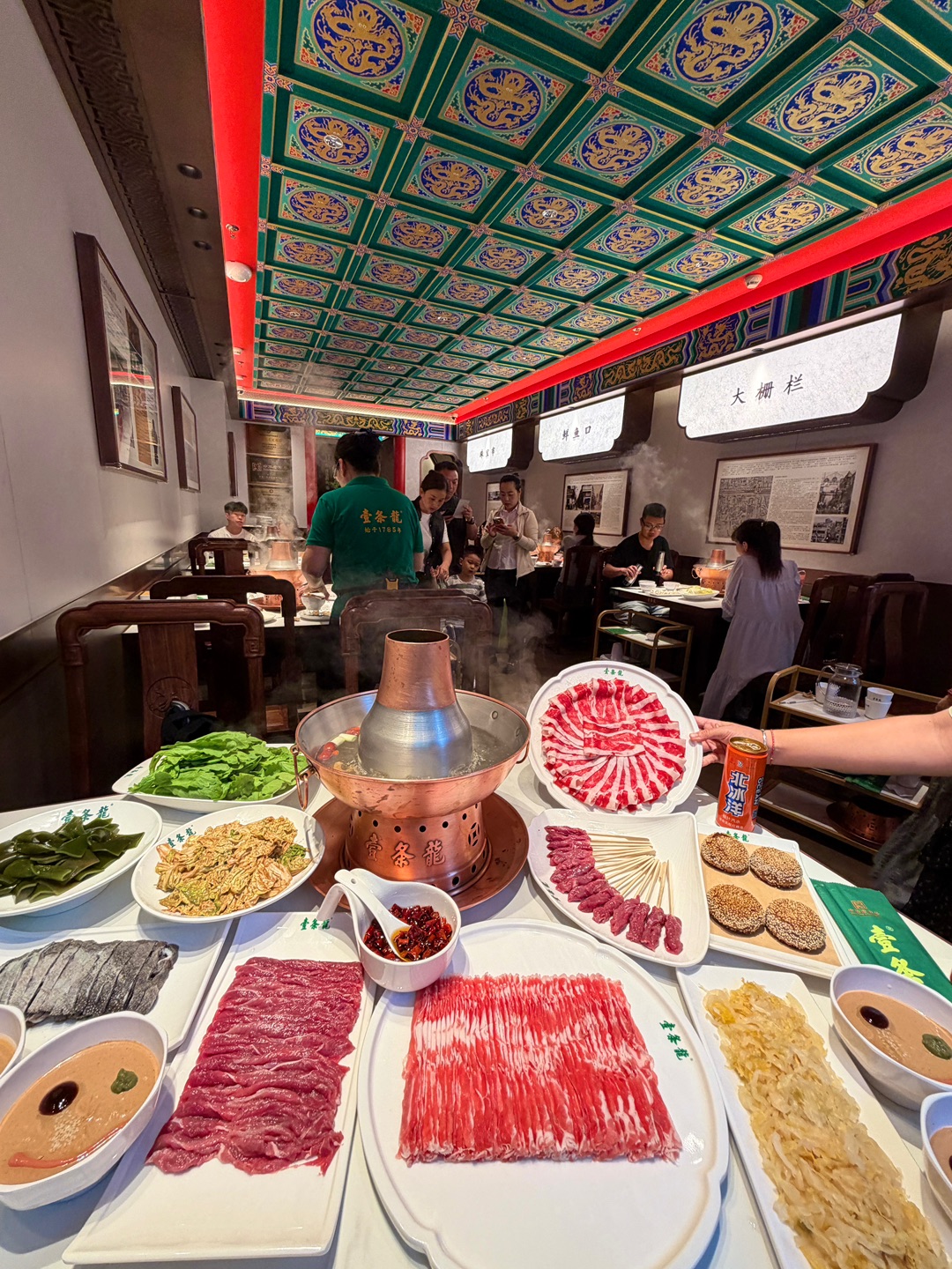 前门这家200多年涮肉店，重回前门直接封神！  🍲这家可是