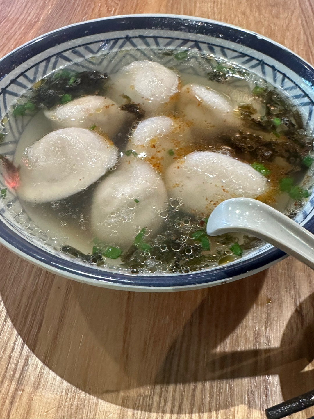 吃个饭饭