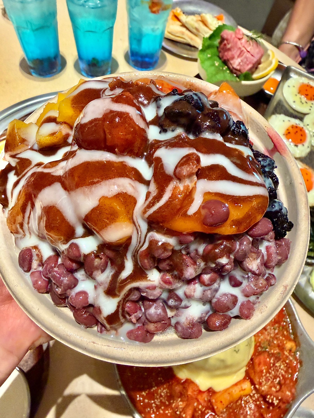 该怎么形容这一口有多好吃！！就在奥森😂  逛完奥森直接冲来