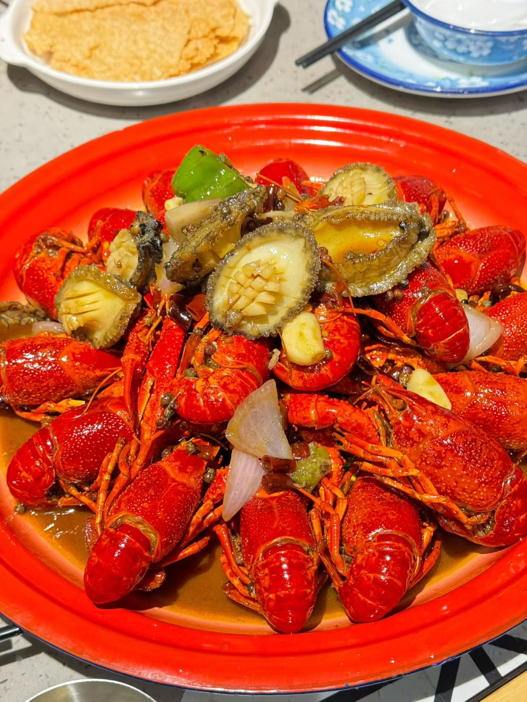 南京宵夜🎑 小龙虾🦞吃个够，各地的做法不同 还有不少下饭菜，南京的夜晚不寂寞