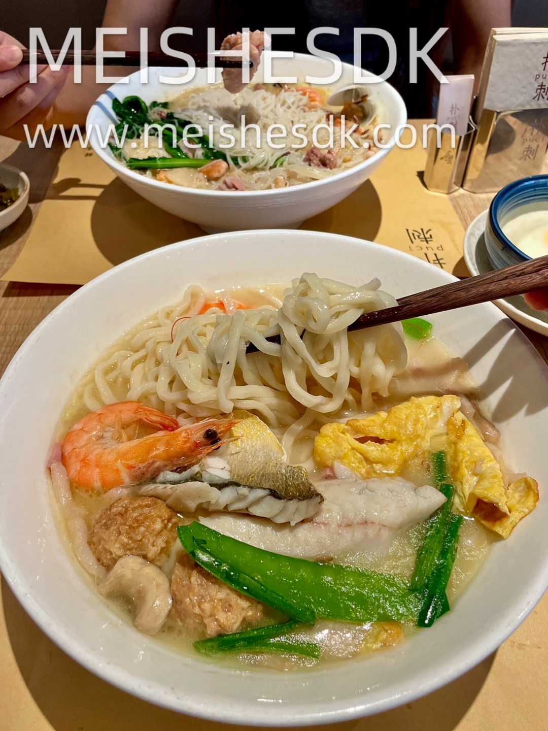 慕名而来...确实是北京断层好吃的！根本吃不腻！  🍜饭点