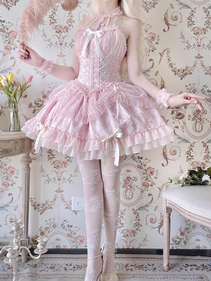 啊啊啊好温柔的小裙子，贼拉显腰身就是说，芭蕾风尊嘟很适合夏天～