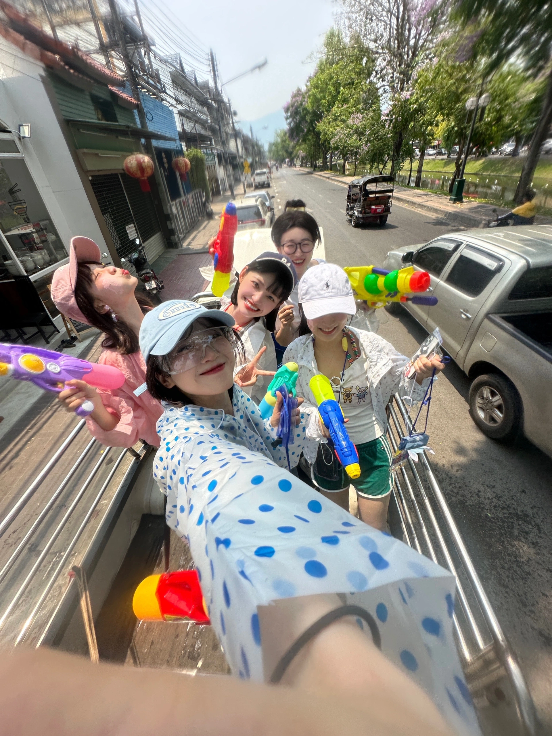 姐妹旅游当然要0.5广角拍照啦˶'ᵕ'˶ .ᐟ .ᐟ