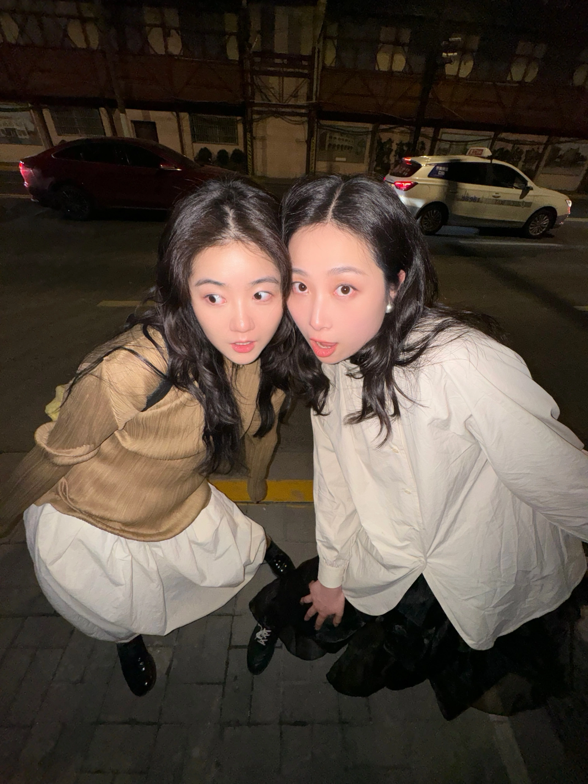 在上海｜和朋友奇奇怪怪的拍照姿势