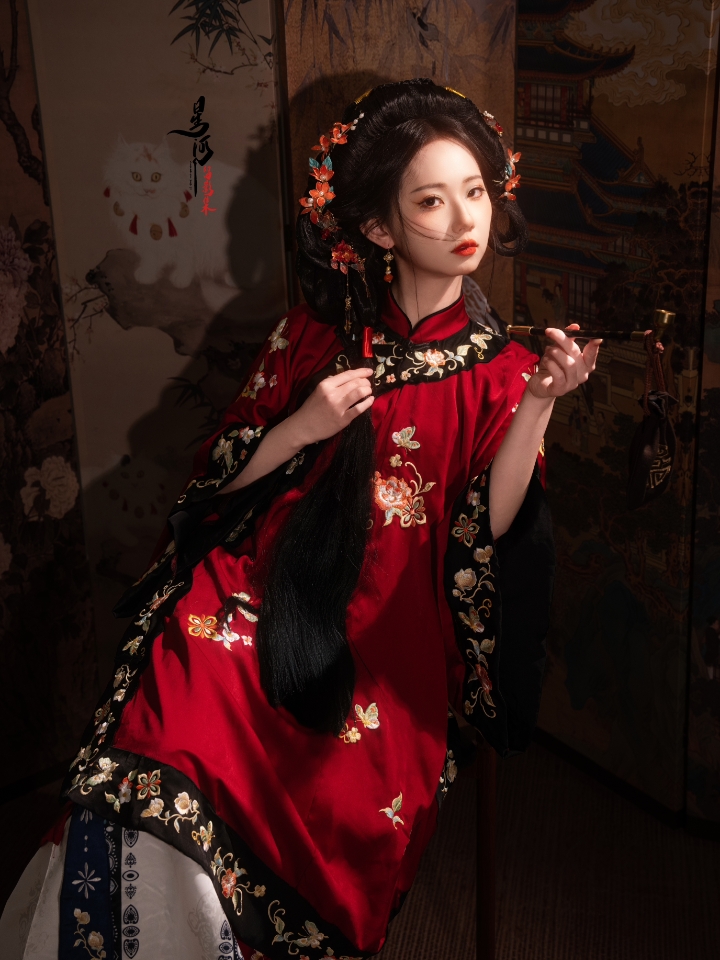 红色多好看啊