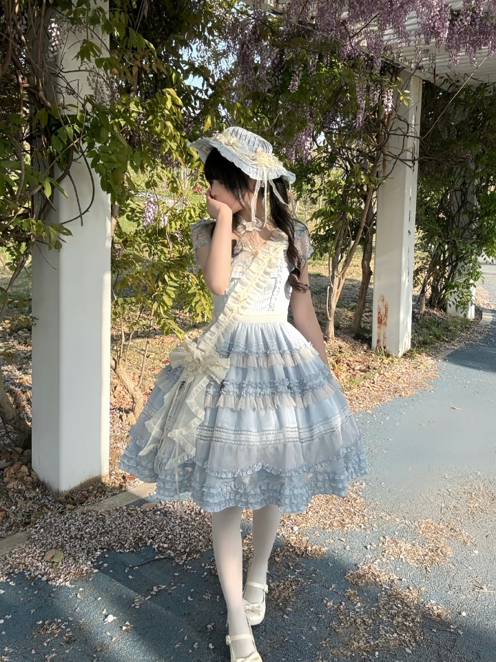 出来了，ag家的山茶之梦太美了！两个颜色都很喜欢，太纠结了，姐妹们觉得呢？