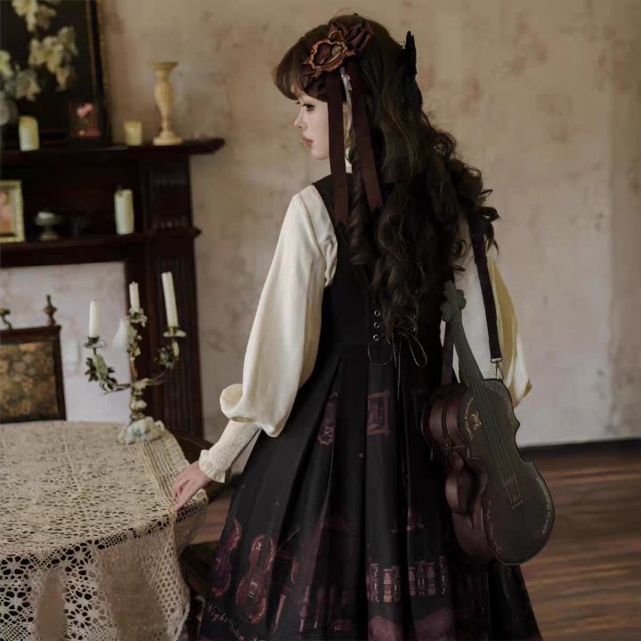 今日份小提琴包包也是有被戳到！！！怎么会这么有创意啊，太戳我了 #lo安利 #lo #lolita原创设计