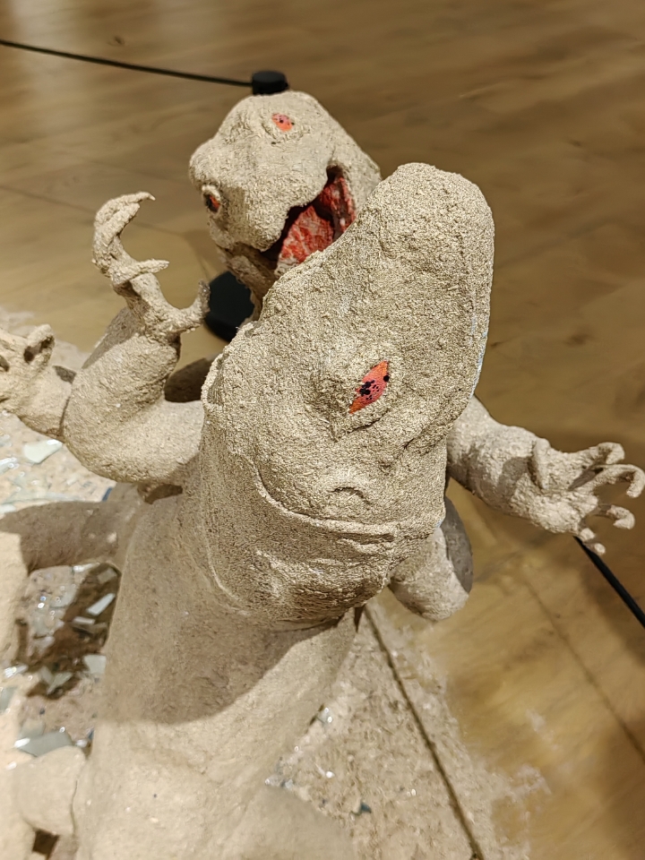 恒稳态群岛，国美雕塑展听劝指南！