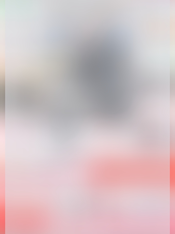 一开始我相信全都是真的， 慢慢觉得全都是假的， 慢慢又发现有真有假， 最后无所谓真假