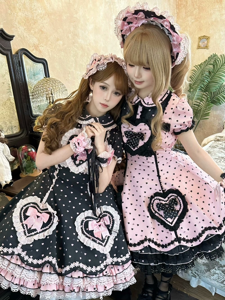 不是，这个美美双子也是太好看了吧！！！黑粉配色真的绝了好嘛 #Lolita #lolita原创设计 #梦孚子lolita原创设计#乙女心结