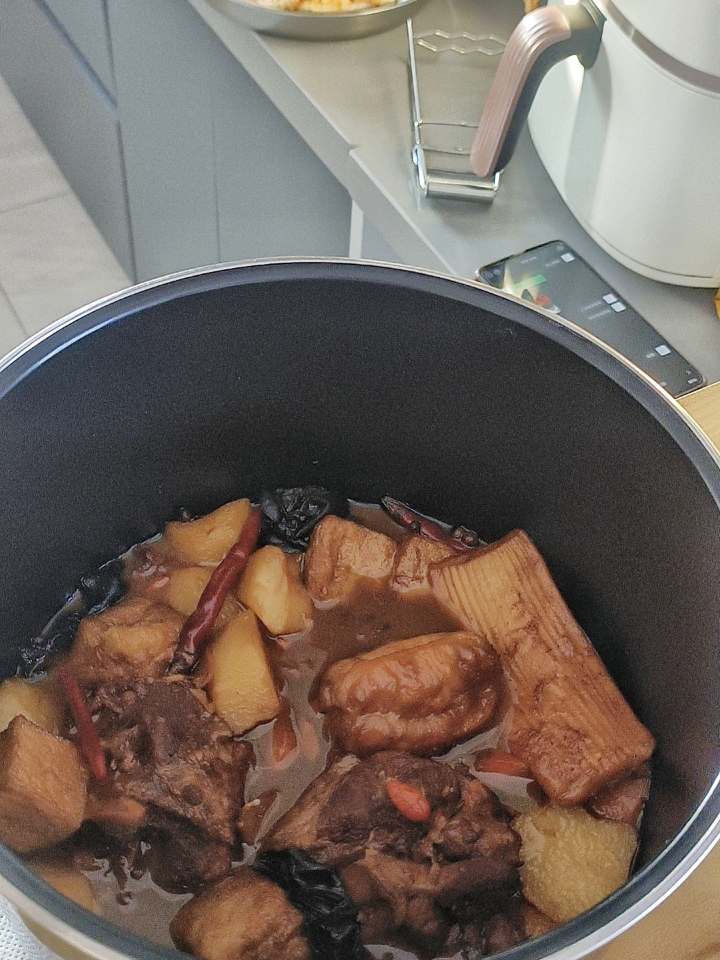 吃肉肉