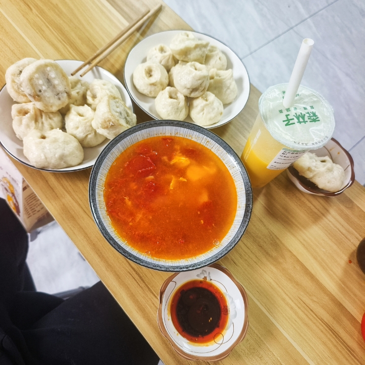今天的晚饭 好好吃