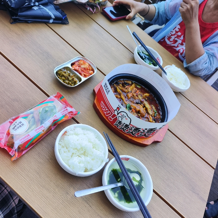 今天吃小木屋拌饭