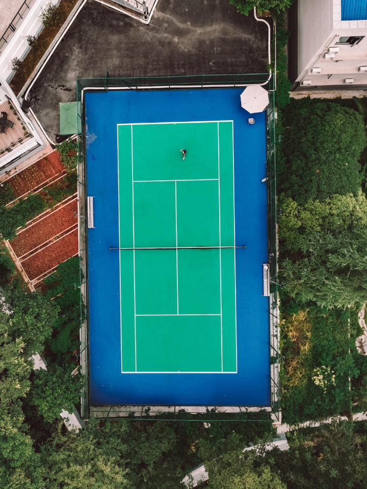 🎾深山老林？航拍到通山县有个森林网球场！