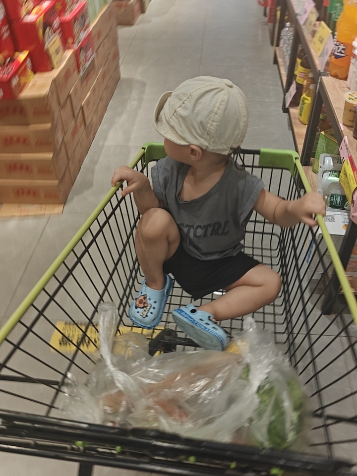 小孩穿搭