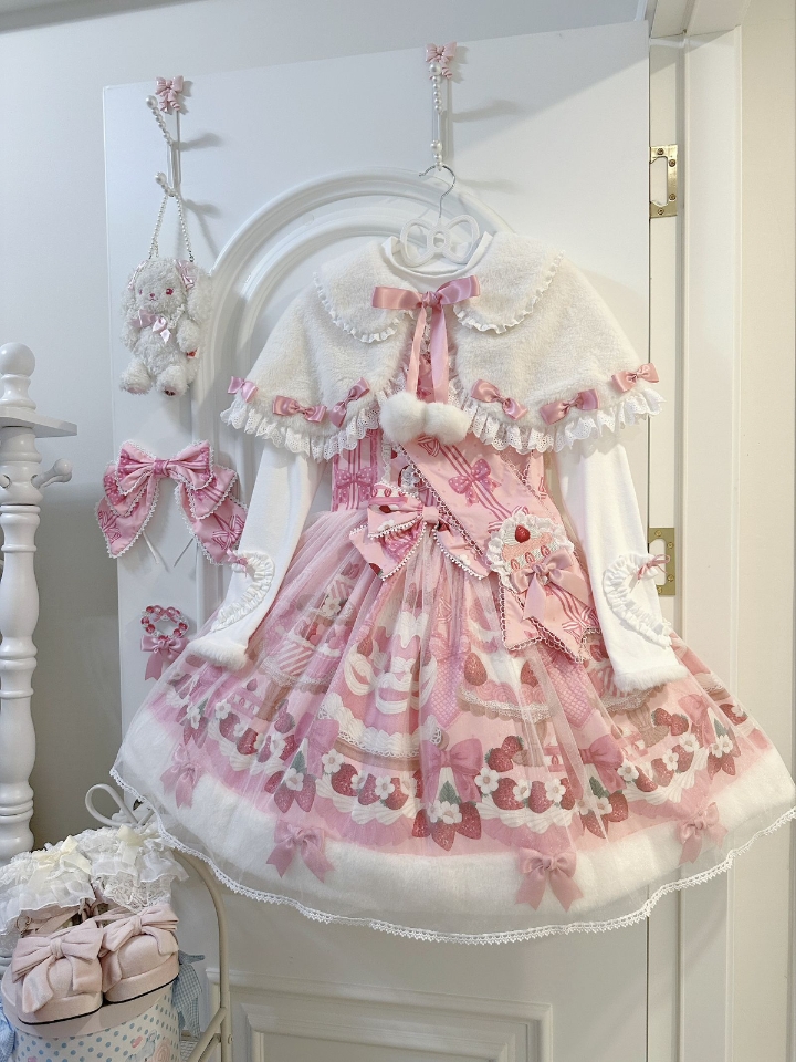老婆们，还有没有斗篷推荐鸭，搭配起来真的太萌好喜欢这条啊 #Lolita #lolita原创设计 #Lolita日常