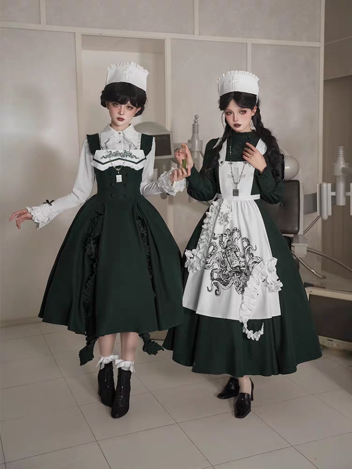 老婆们op还是jsk啊，这个绿色款真的好好看哇，好适合秋冬鸭，冲啦冲la#Lolita #lolita原创设计 #lo裙