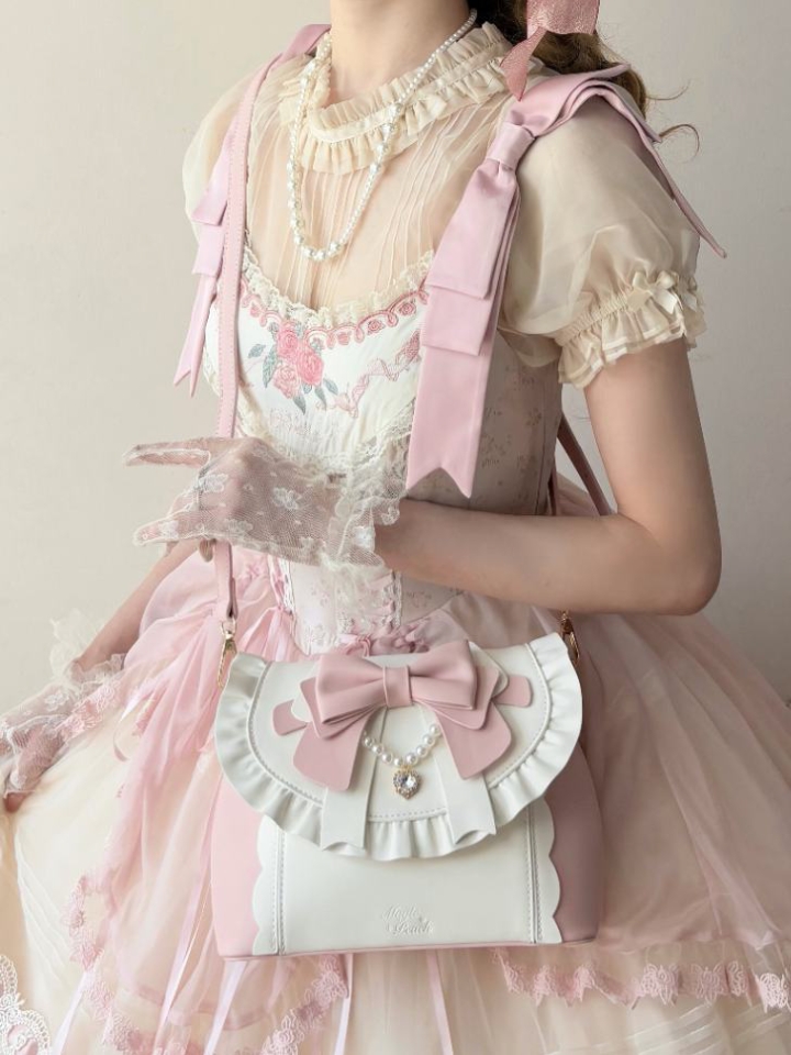 就是这个粉色包包好看哇，搭配丝缎芭蕾都是真的貌美，米米嘟 #Lolita #lolita原创设计 #桃小坞