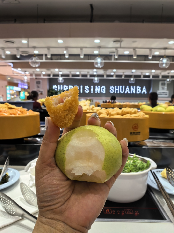 吃完就窜！旋转小火锅🍲吃起来确实要谨慎