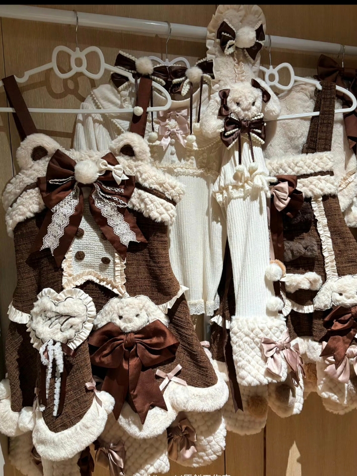 这条也是马上一团截止啦，纠结了好久，还是觉得这条好适合秋冬 #lo #lo安利 #lolita安利