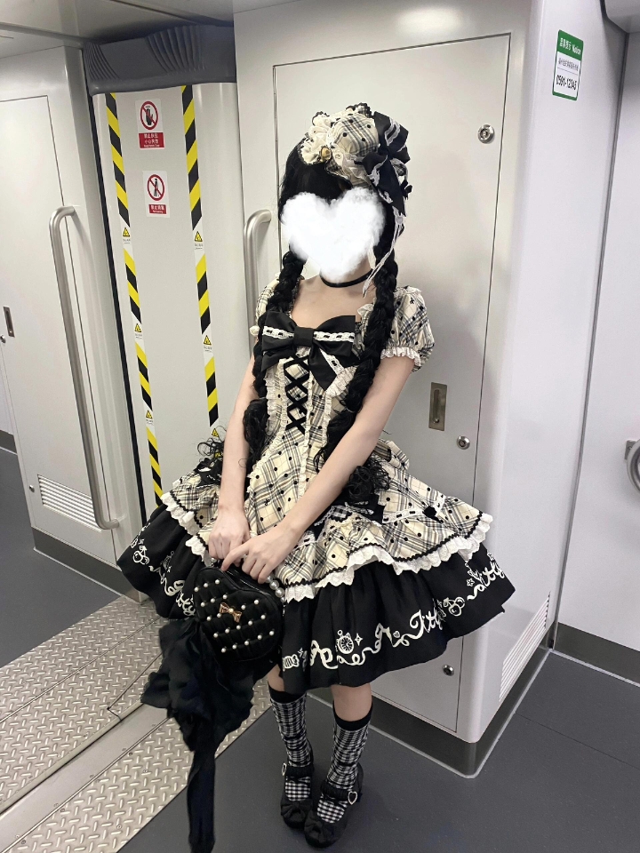 芝士咩咩家的新品收腰版型也太绝了吧,穿上好显瘦啊