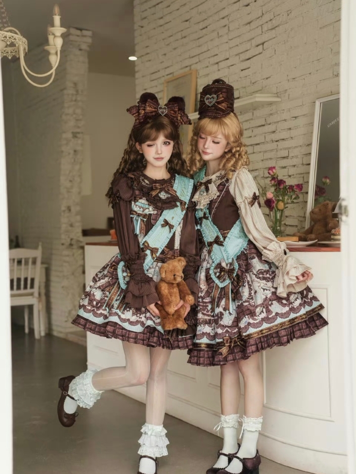 超级萌可以双子的小裙子鸭，超级喜欢这条的嘞，冲了冲了，好喜欢这个绶带 #吃我一波lolita安利 #lolita原创设计 #lo裙